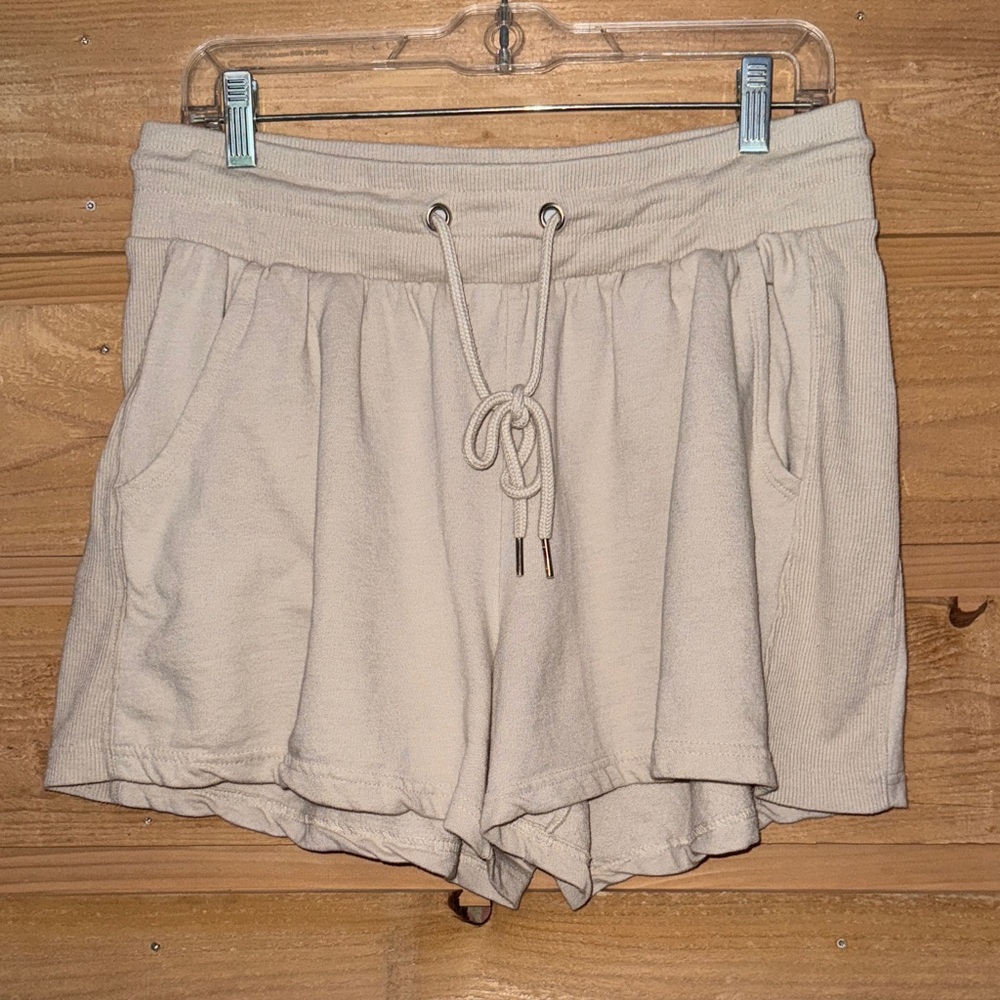 Women's Cream Shorts plus size sustainable Urban Rebel 1X